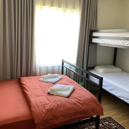 Vanilla Sky Boutique Hostel Тирана Екстериор снимка